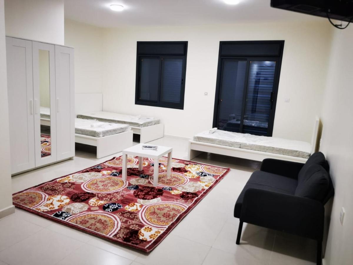 Apartament For Women Only - للنساء فقط Umm al-Amad Zewnętrze zdjęcie