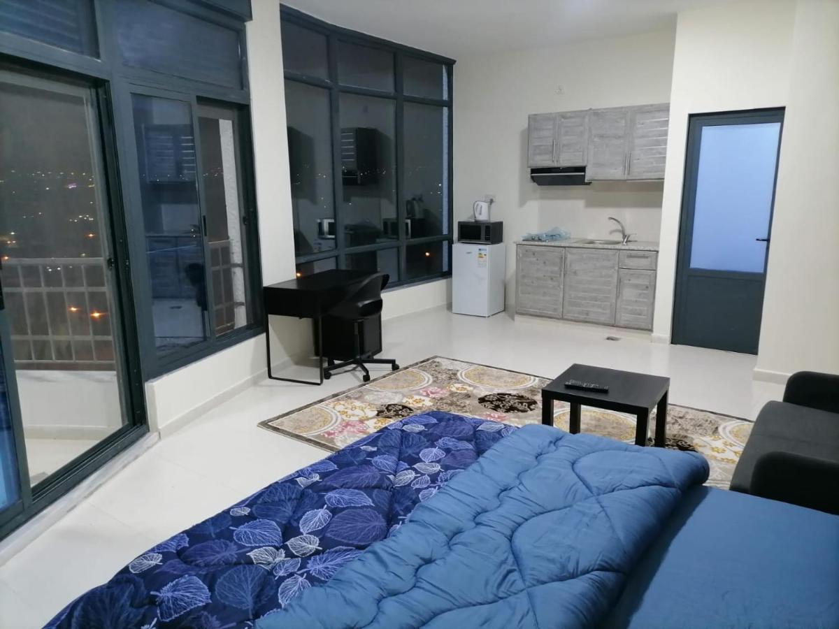 Apartament For Women Only - للنساء فقط Umm al-Amad Zewnętrze zdjęcie